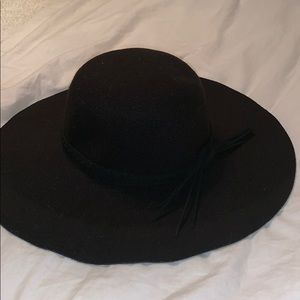Floppy Brim Black Sun Hat